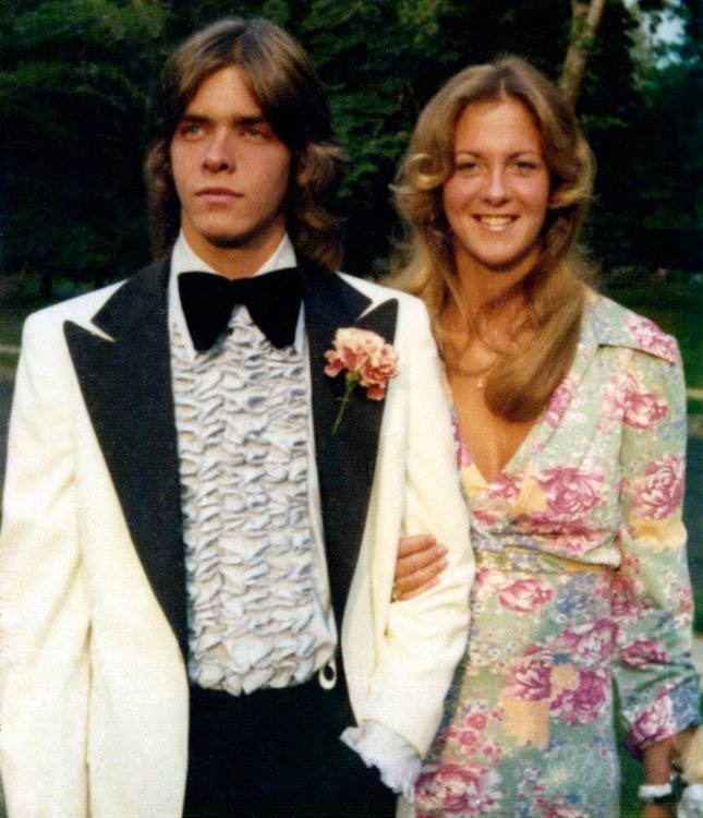generic-prom-goers-70s