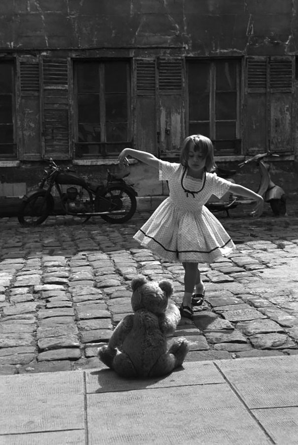 Little Balerina Dance In Front of the audiance her teddy bear