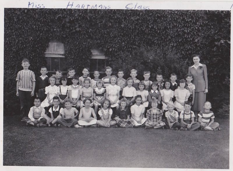 1952 Miss Hartman's grade 2 class