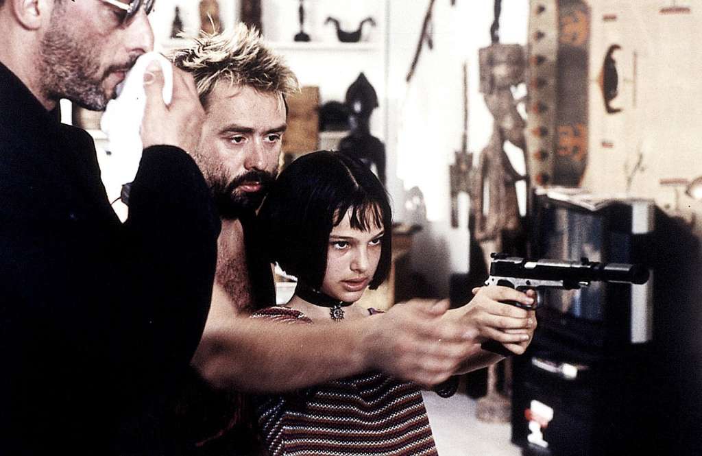 Luc Besson Showing Natalie Portman How to Aim a Gun