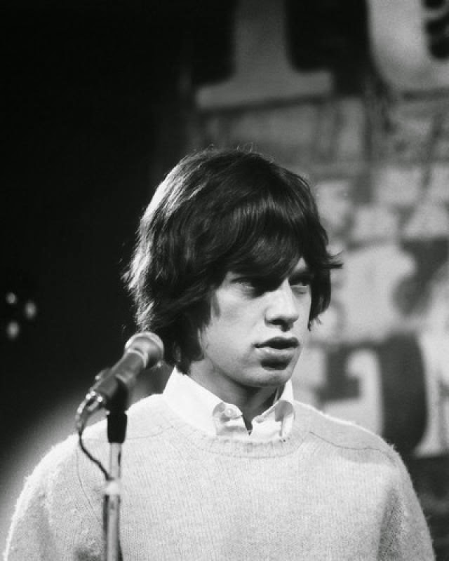 Young Mick Jagger in the 1960s (12)