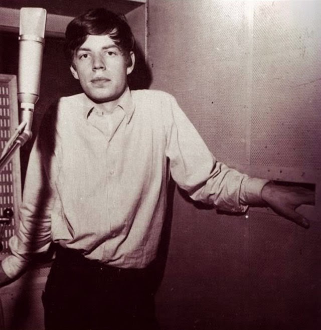 Young Mick Jagger in the 1960s (7)