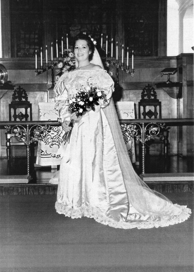 photo is from Virginia Kearns’ wedding to Charles Stinnett on Aug. 26, 1989