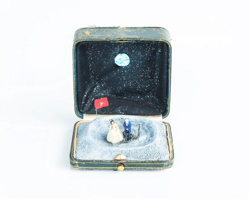 antique-ring-box-mini-diorama-talwst-2