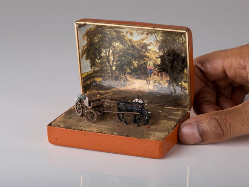 antique-ring-box-mini-diorama-talwst-3