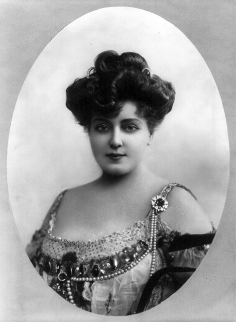 Lillian Russell, American singer and actress Source