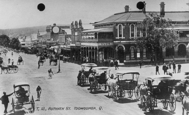 North on Ruthven Street, with the Club Hotel to the right, ca. 1908. source