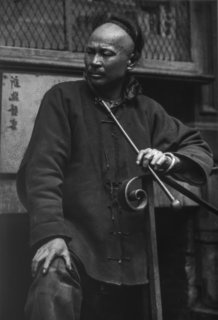 The shoe maker, Chinatown, San Francisco 1896-1906