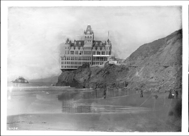 San Francisco's Cliff House Restaurant, ca.1900 San Francisco's Cliff House Restaurant, ca.1900