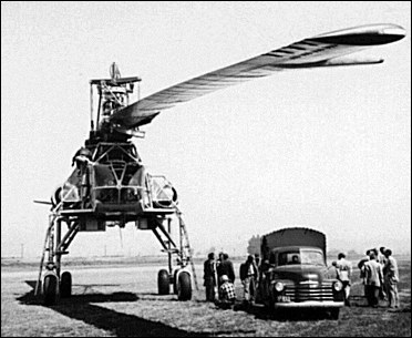 The XH-17 employed an unusual gas-turbine and rotor-tip combustion combination to provide power to spin the gigantic rotors. source