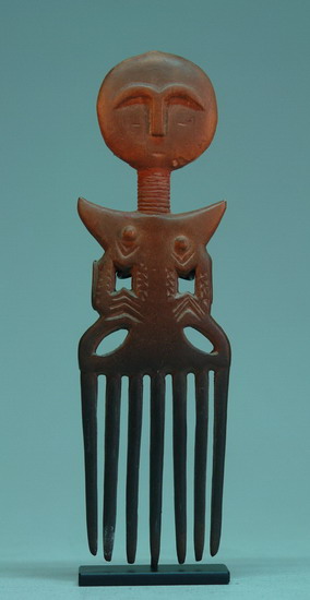 Ashanti comb - an example of Afro pick. Source