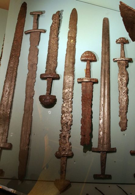 Viking_swords_at_Bergen_Museum.Source