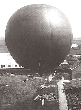 Andrée's hydrogen balloon, the Svea.Source