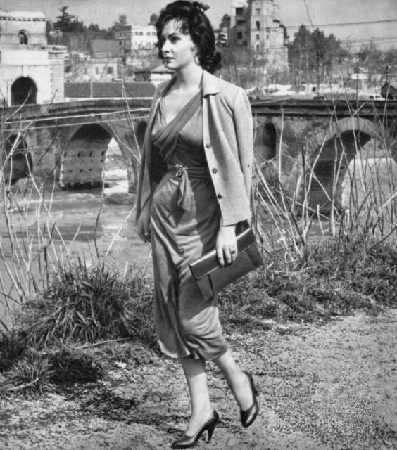 Gina Lollobrigida in La Romana 1954 Source