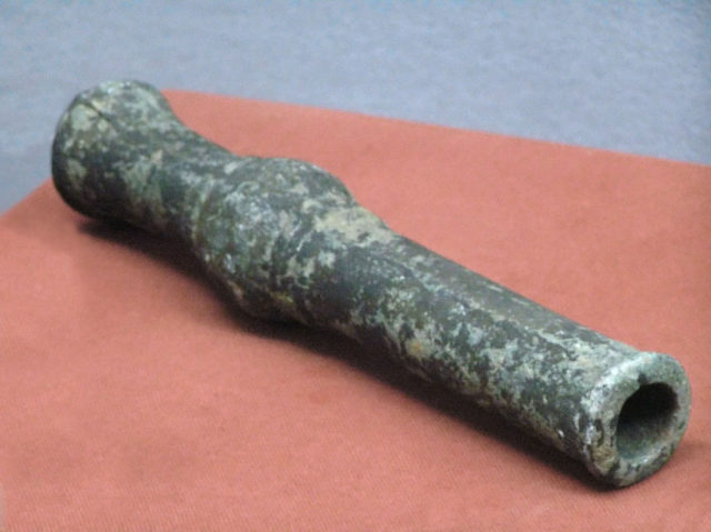 Hand cannon from the Mongol Yuan dynasty (1271–1368)Source