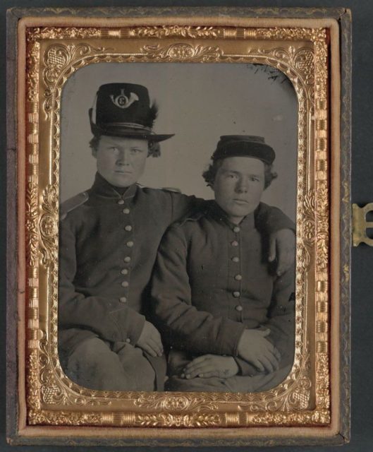 Pvt. Hiram J. Gripman, with his brother Pvt. William H. Gripman.