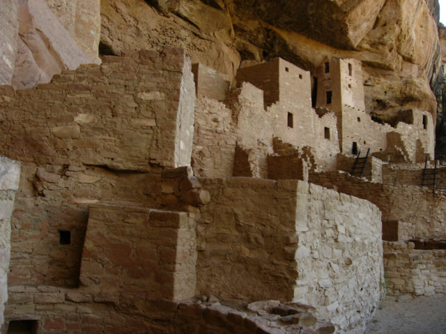 Many visitors wonder about the relatively small size of the doorways at Cliff Palace; the explanation being that at the time the average man was under 5' 6, while the average woman was closer to 5'. Source