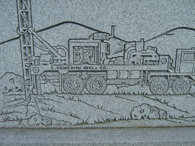 Detail of artwork on the gravestone of a well driller. By Mfwills/CC BY-SA 3.0