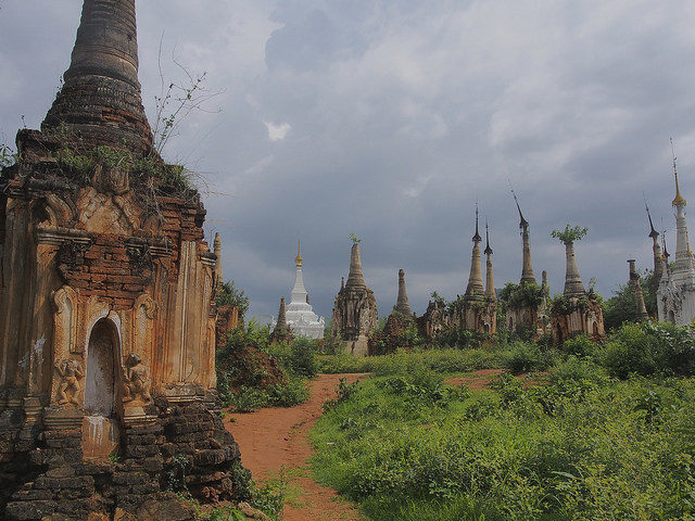 Shwe Inn Thein Paya, Inthein. Clay Gilliand.Flickr. CC BY-SA 2.0.