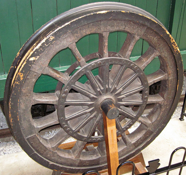 an-original-drive-wheel-from-the-john-bull-locomotive-image-by-james-st-john-flickr-cc-by-2-0