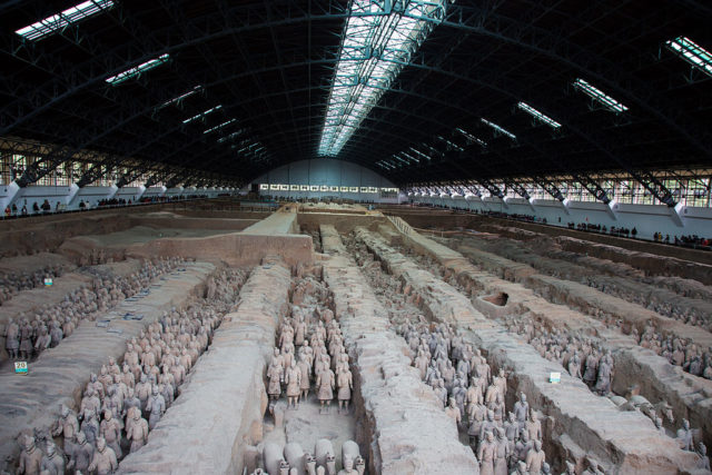 Terracotta Army Source:By Jmhullot - Own work, CC BY 3.0, https://commons.wikimedia.org/w/index.php?curid=40128526