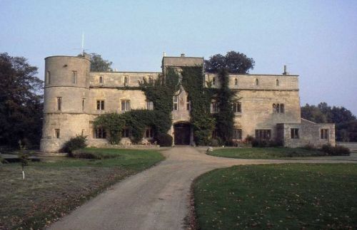 Woodcroft Castle, Cambridgeshire Photo Credit