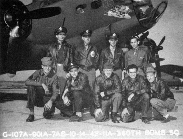 Three months before being shot down, the original crew assigned to the B-17F Snap! Crackle! Pop! #41-24620 (PU-O), under Jacob W. Fredericks, from October 14, 1942. Photo Credit
