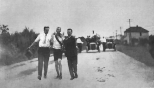 Hicks and his supporters at the marathon