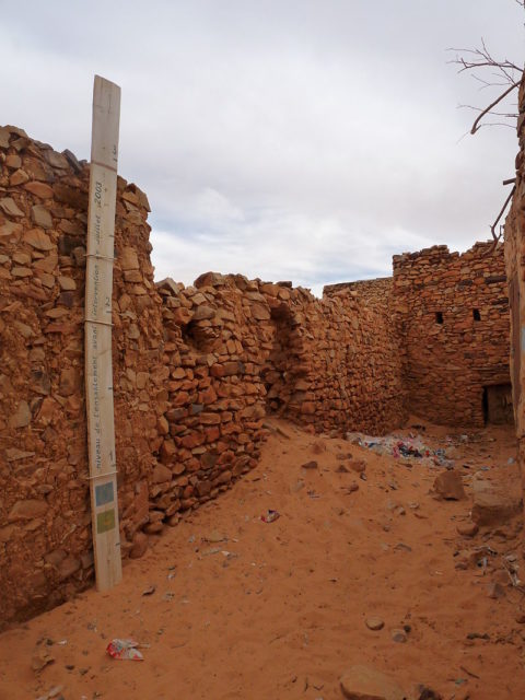 Chinguetti (Mauritania) threatened by sand. Photo Credit