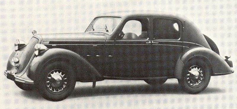 Steyr 220, similar to car used in the escape