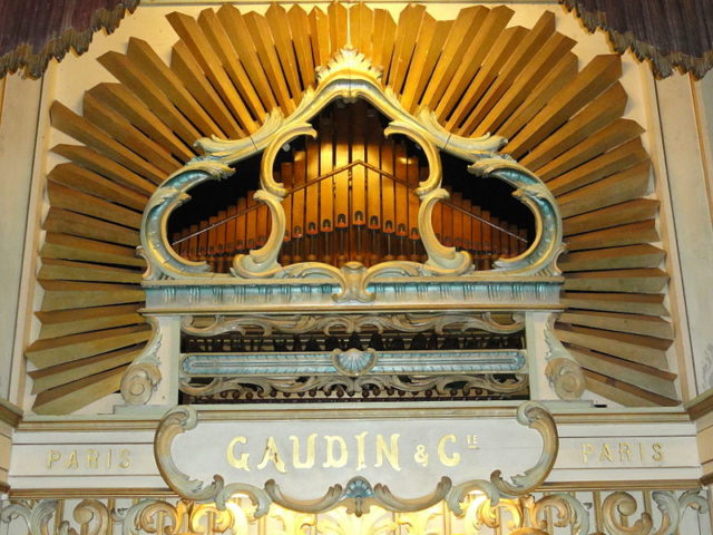 More than 600 large dance-hall organs and orchestrions were built. Photo Credit