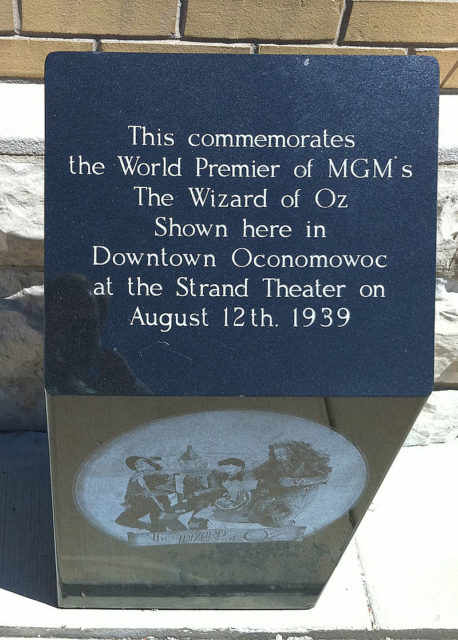 A memorial commemorating the film's world premiere at the Strand Theatre in Oconomowoc, Wisconsin on August 12, 1939 Photo Credit