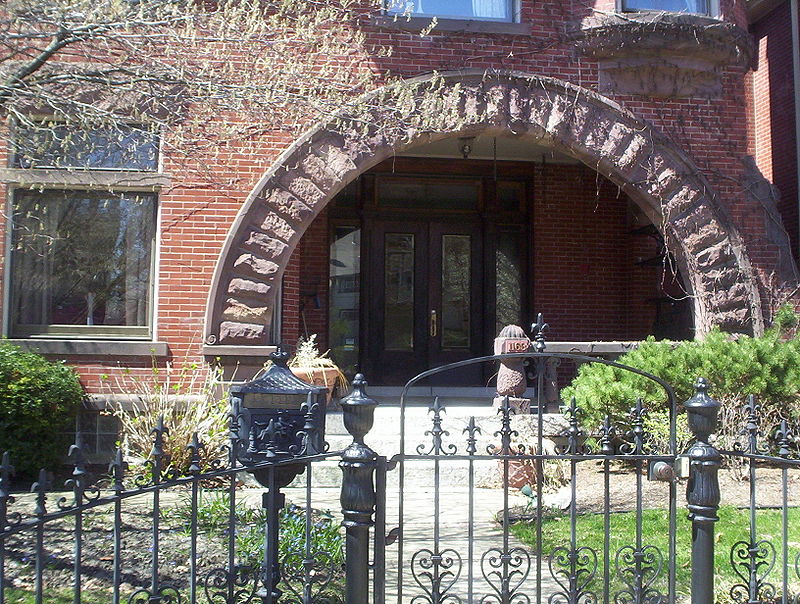 Arched entrance on Neil Avenue. Photo Credit