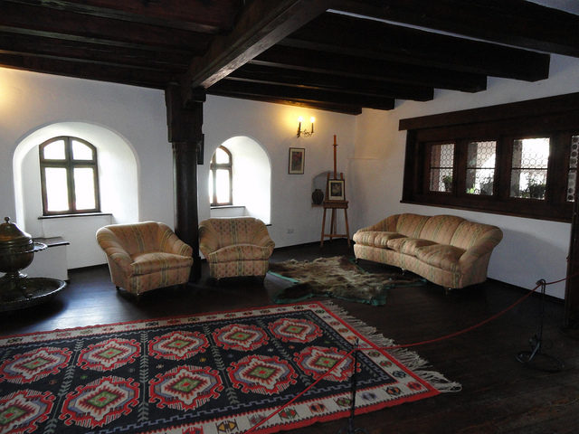 One of the many rooms in the castle. Photo Credit