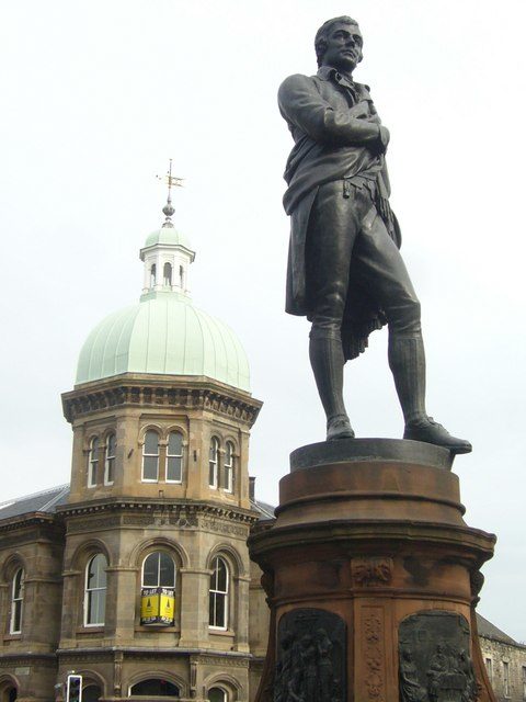 Burns statue by David Watson Stevenson (1898) in Bernard Street, Leith. Photo credit