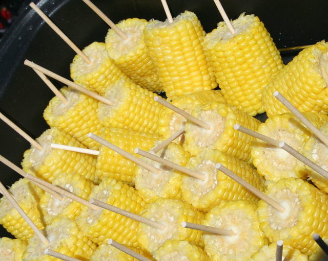 The cob with serving sticks Photo Credit