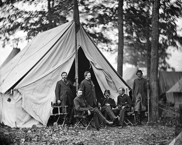 Letterman (assegut a l’esquerra) i l’equip, Warrenton (Virgínia), 1862.