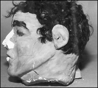 Dummy head found in Morris’ cell.