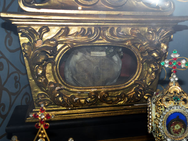 The skull of a Saint (listed as S. Theodori mart.). Photo Credit
