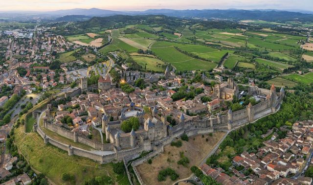 Panorama of the Cité de Carcassonne Author: Chensiyuan   CC BY-SA 4.0