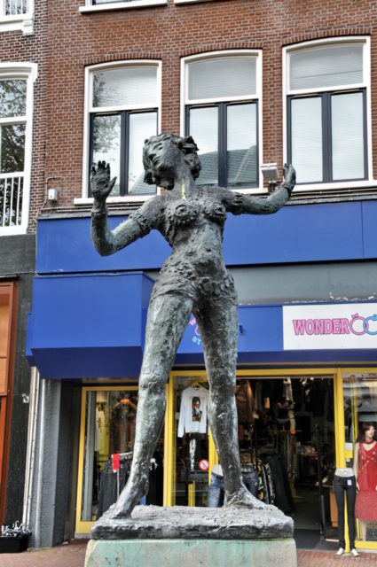Statue of Mata Hari in Leeuwarden, the Netherlands. Photo Credit