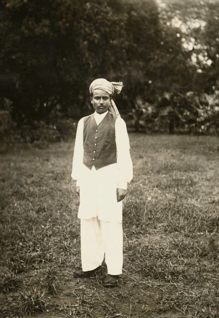 A Pathan recruit arriving for enlistment.Photo Credit: The National Archives UK
