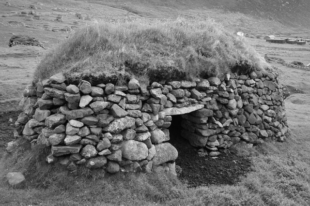 A cleit on Hirta Photo Credit