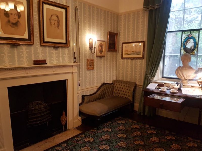 The Charles Dickens Museum is Decorated and furnished in early Victorian style