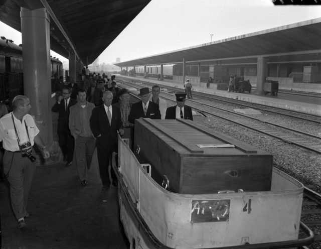 Errol Flynn’s coffin on a Union Station railway platform in Los Angeles.