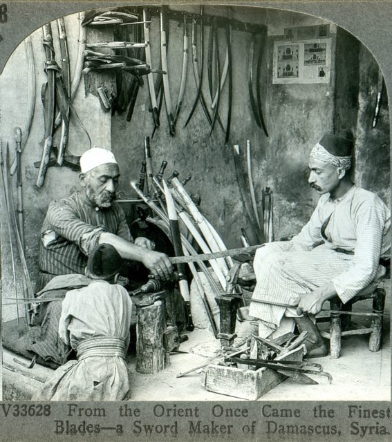 A Damascus bladesmith (1900)