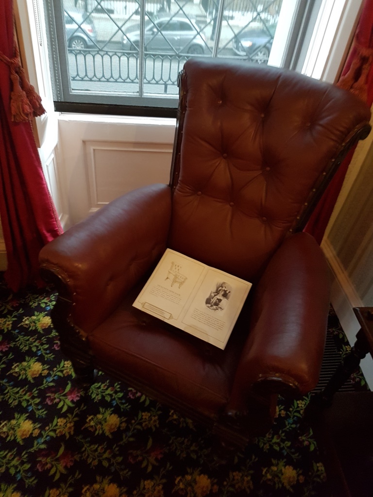 Dickens’ Chair
