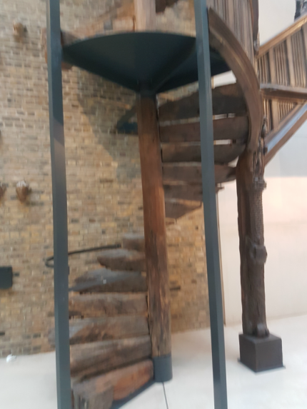 The oak staircase from No. 17 Grand’Rue