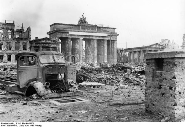 It was badly damaged but it survived. Photo of the Brandenburg Gate, June 1945, photo credit