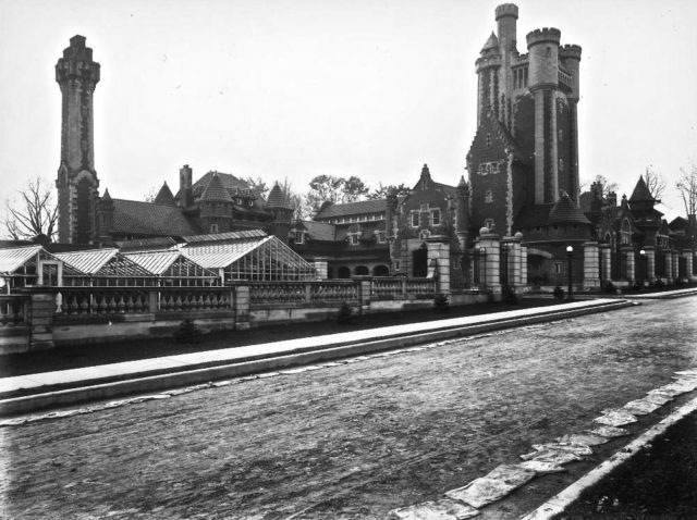 The stables of Casa Loma